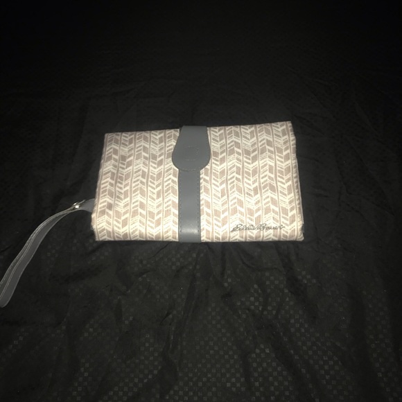 New Eddie Bauer Unisex diaper Changing Mat on the go very convenient. - Picture 2 of 4